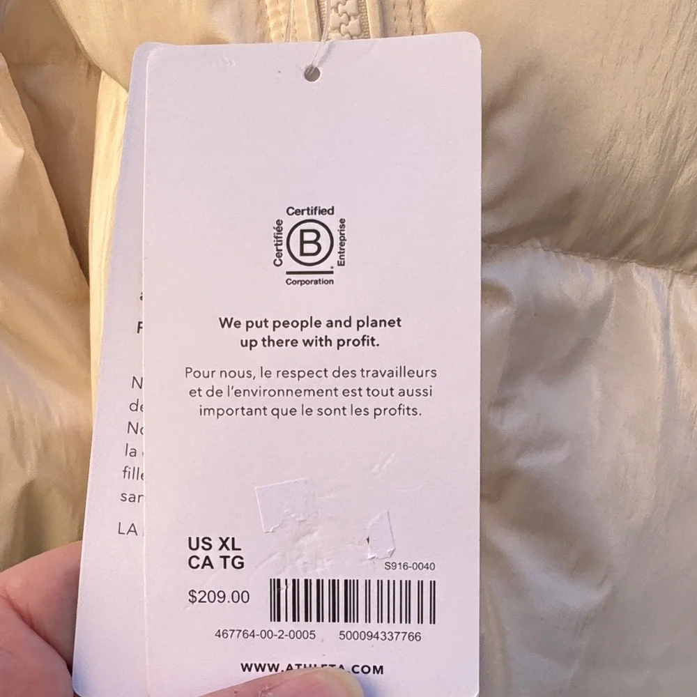 NWT Athleta XL  Down Shine Women’s Winter Coat in  Light Cream - Picture 9 of 12